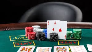 indotogel.com mobile app interface showing football markets and live games